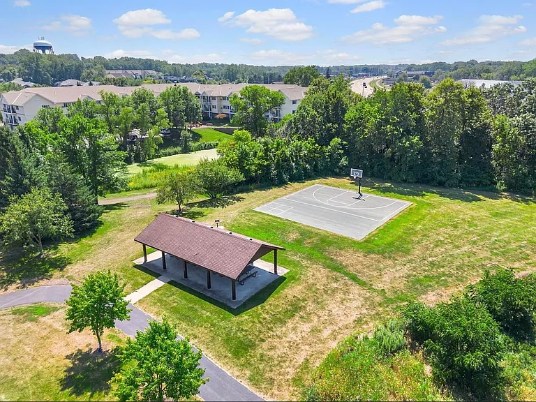 Timber Crest Dr SE — Photo 14