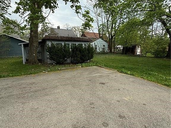 2nd image of 663 S Hawkins Ave
