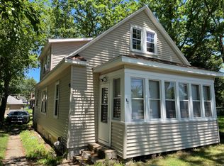 542 Holliday St, Michigan City, IN 46360