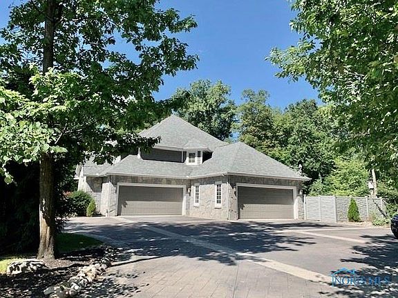5th image of 126 Turnberry Dr