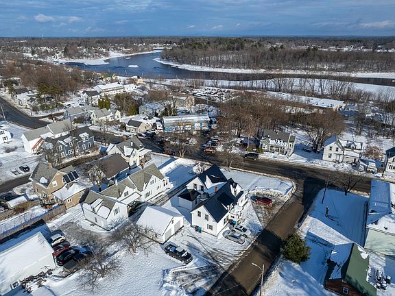 5th image of 543 Main Street