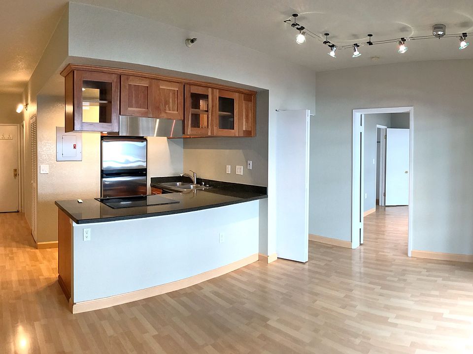 1st image of 201 Harrison St APT 219