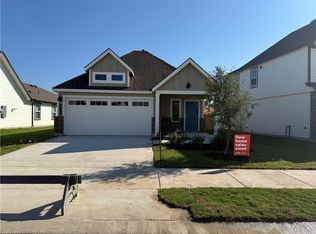896 Kickapoo Ln, College Station, TX 77845