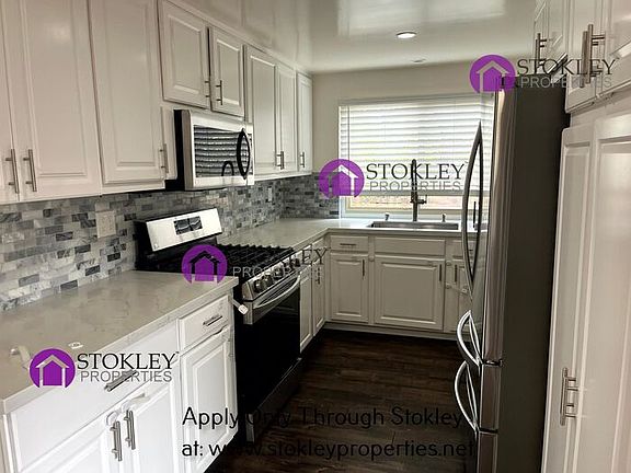 3rd image of 2250 Gladwin Dr