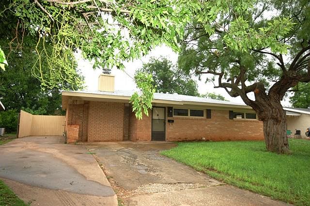 1st image of 2037 Briarwood St