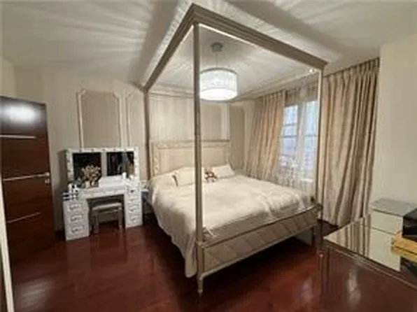 40 Oceana Drive image 21 of 29