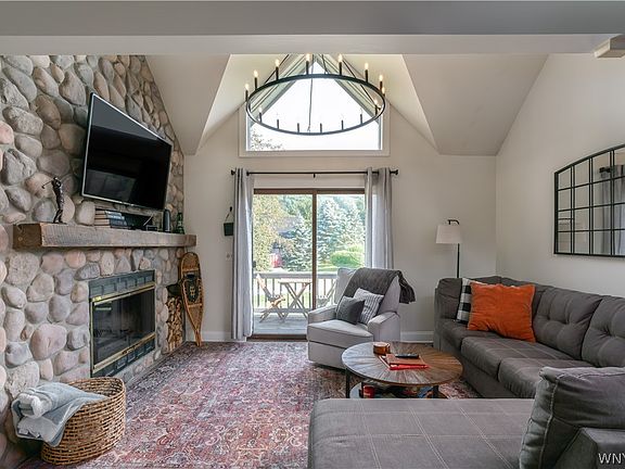 3rd image of 93 Wildflower