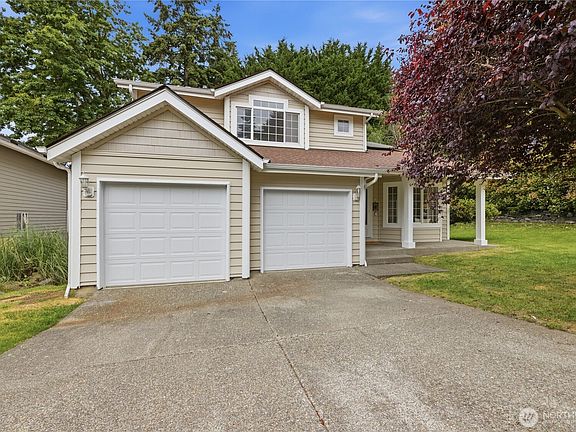 2nd image of 1205 57th Drive SE
