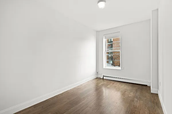 Rented by Cooper & Cooper Real Estate | media 9