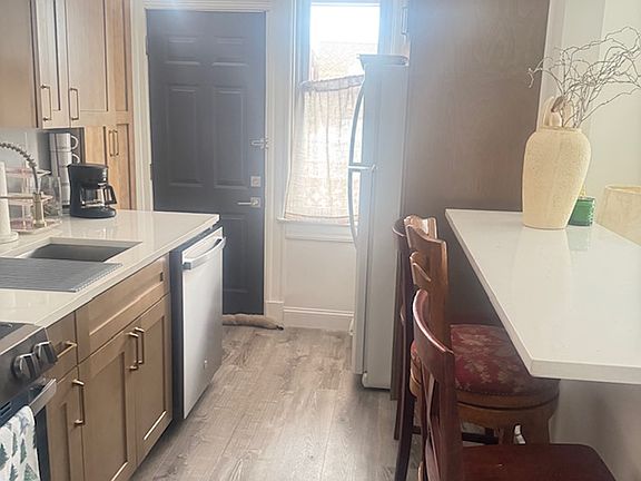 5th image of 5213 Fairview Ter Floor 1