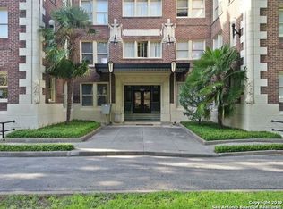 110 Auditorium Cir, San Antonio, TX 78205