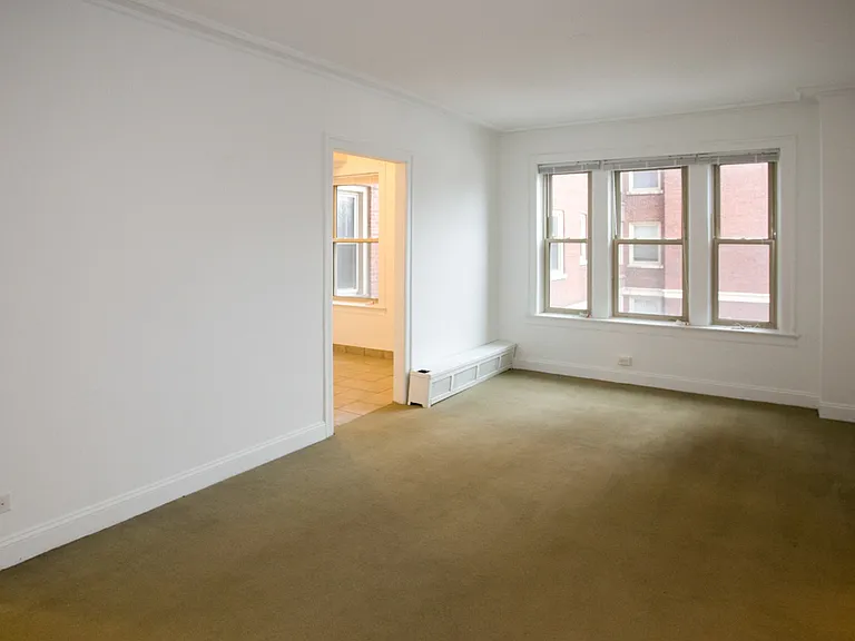 Dining/Living room