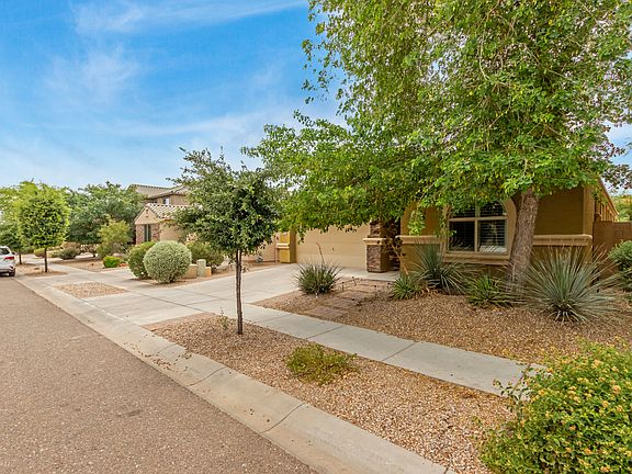 2nd image of 28304 N 44th Way