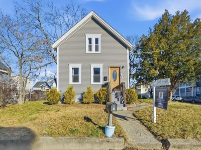 52 Carpenter St, Attleboro, MA, 02703
