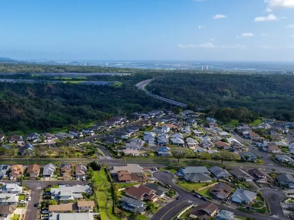 94-132 Kiaha Loop, Mililani, HI 96789