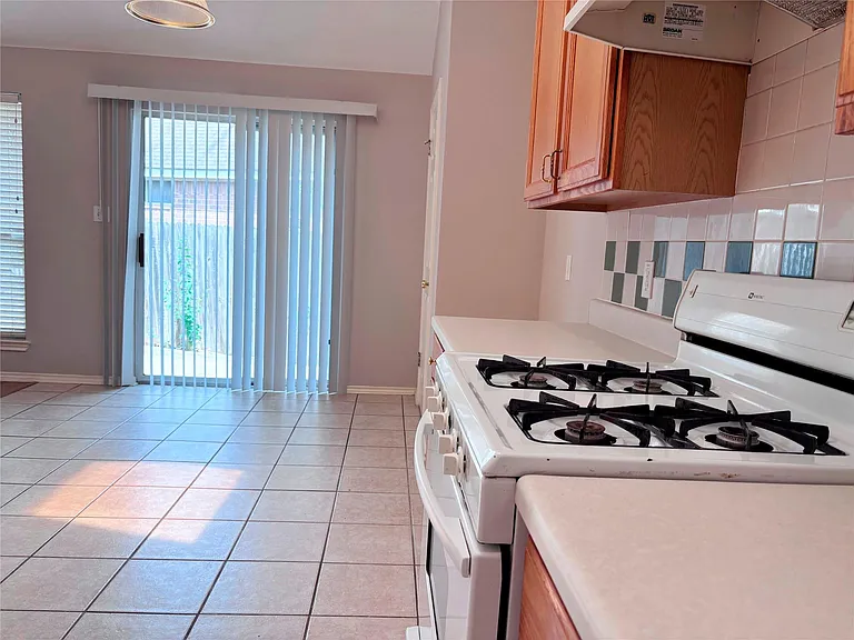 14901 Sand Dollar Ct — Photo 11