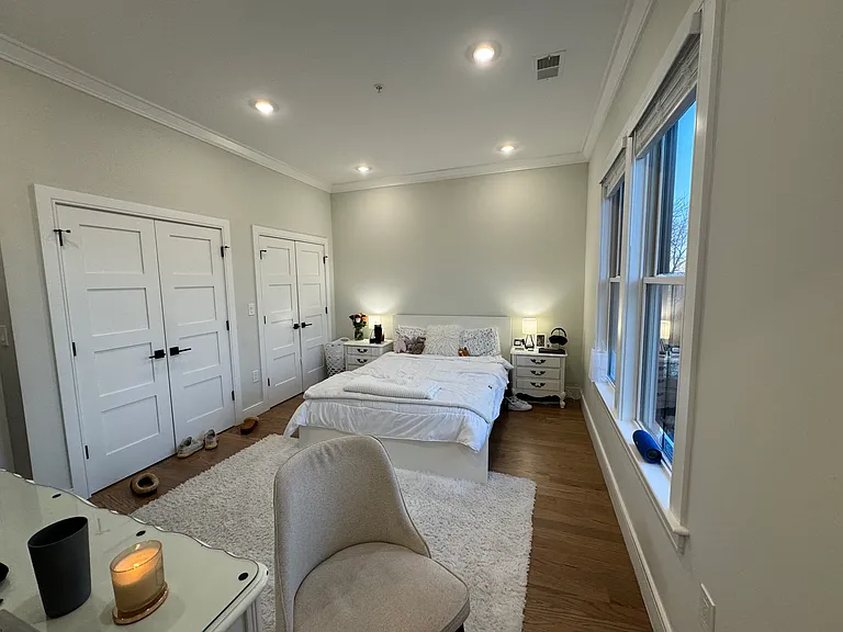 464 Sumner St #2 — Photo 6
