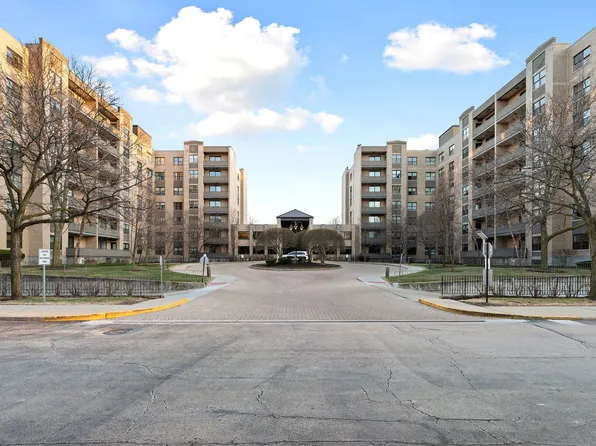 4545 W Touhy Ave APT 612, Lincolnwood, IL 60712