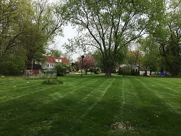 5th image of 279 Northwest Ave
