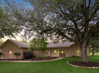 520 Pecan Grove Rd, Sealy, TX 77474