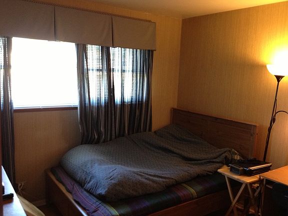 5th image of 9337 N Olcott Ave
