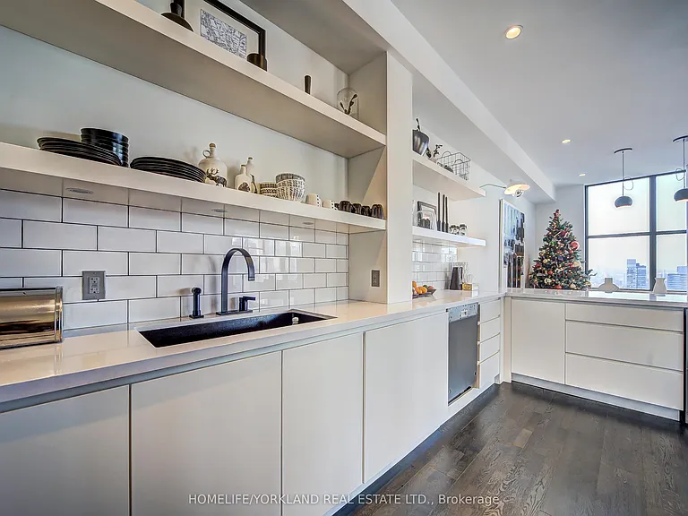10 Navy Wharf Ct #Penthouse 02 — Photo 18