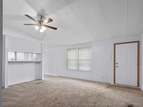 3rd image of 160 Cameo Ln