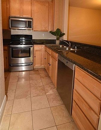 5th image of 2550 San Gabriel Way Unit 203