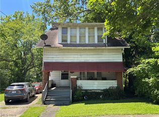 818 Euclid Ave, Akron, OH 44307