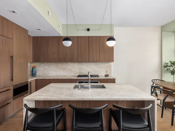 138 North Tenth Street image 7 of 14