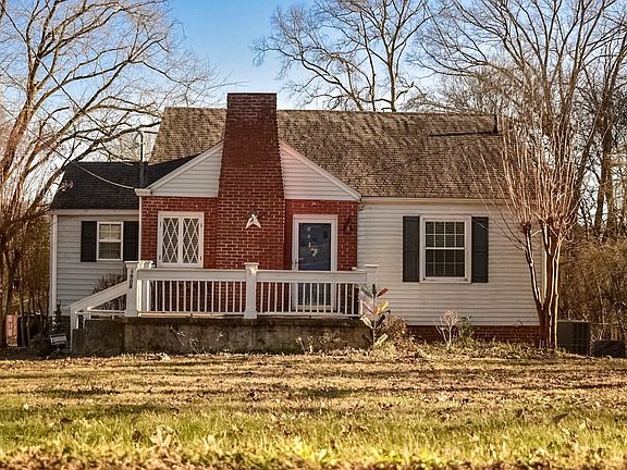 2nd image of 1908 Highland Dr