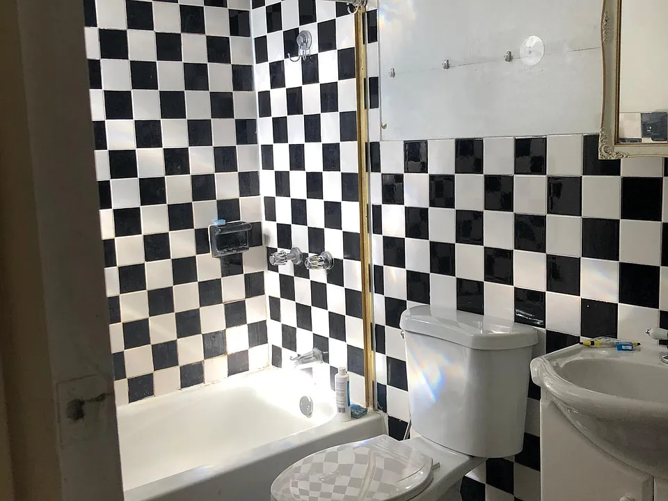 Super cool bathroom