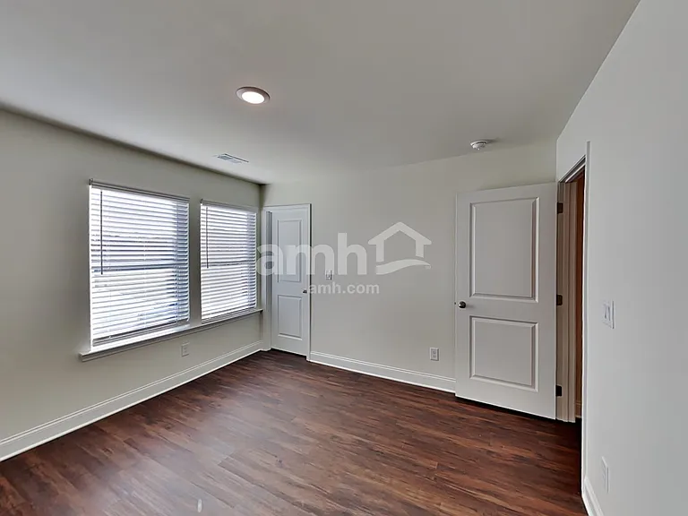 248 Willow Ln — Photo 30