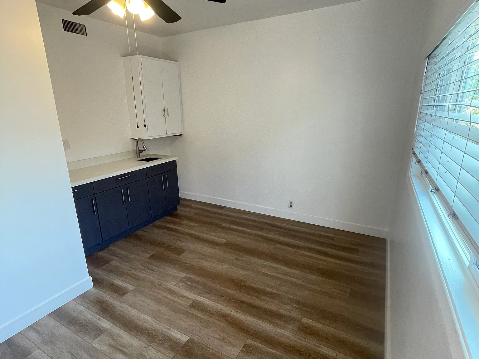 Studio, 1.5 bath, 180 sqft, $1,550 — Photo 3