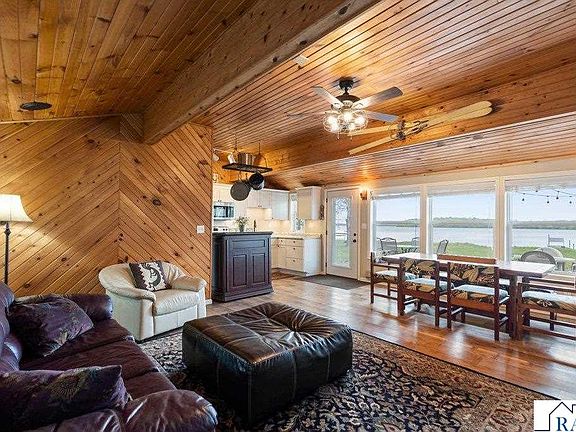 4th image of 35884 Hoffman Beach Dr