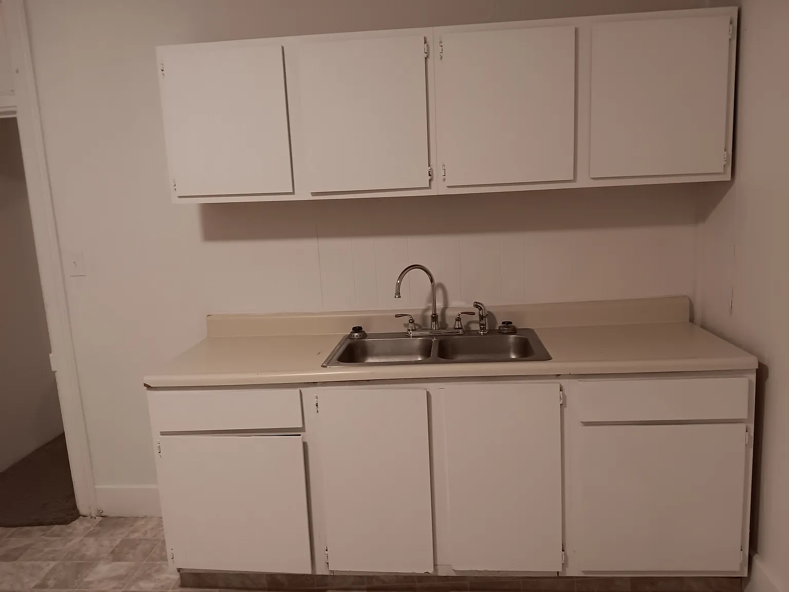 1 bed, $550 — Photo 2