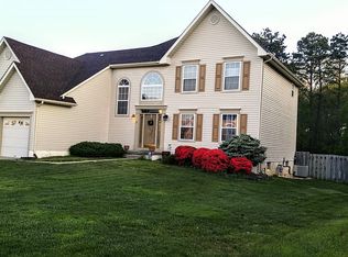 28 Wildcat Branch Dr, Sicklerville, NJ 08081