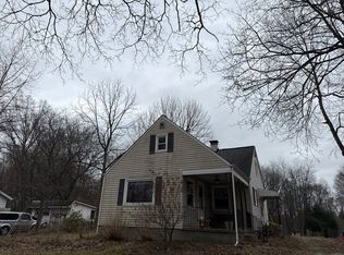 1219 Schocalog Rd, Akron, OH 44320