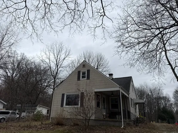 1219 Schocalog Rd, Akron, OH 44320