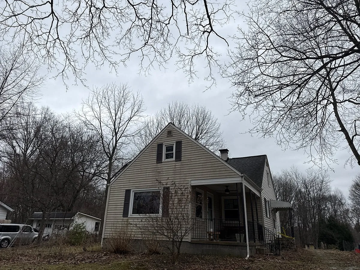 1219 Schocalog Rd photo 1