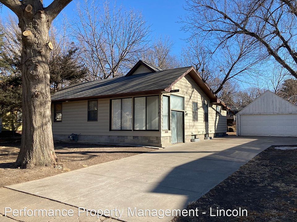1st image of 1936 S 52nd St