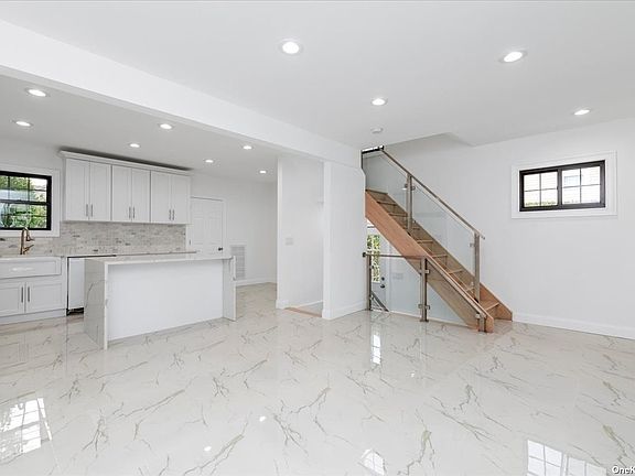 2nd image of 245 Garfield Ave