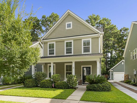 2nd image of 3132 Moonlight Dr