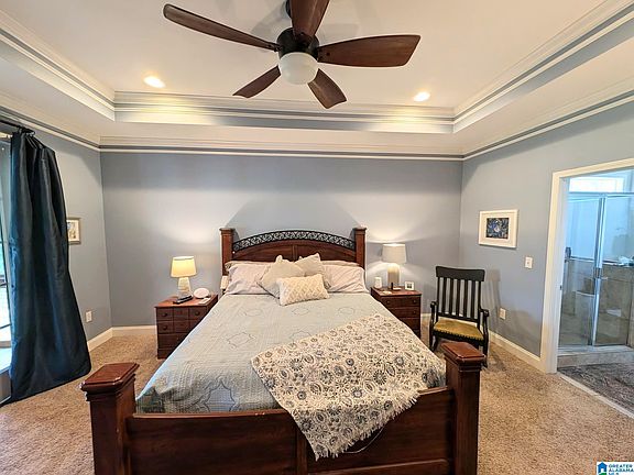 5th image of 1047 Meadows Ln