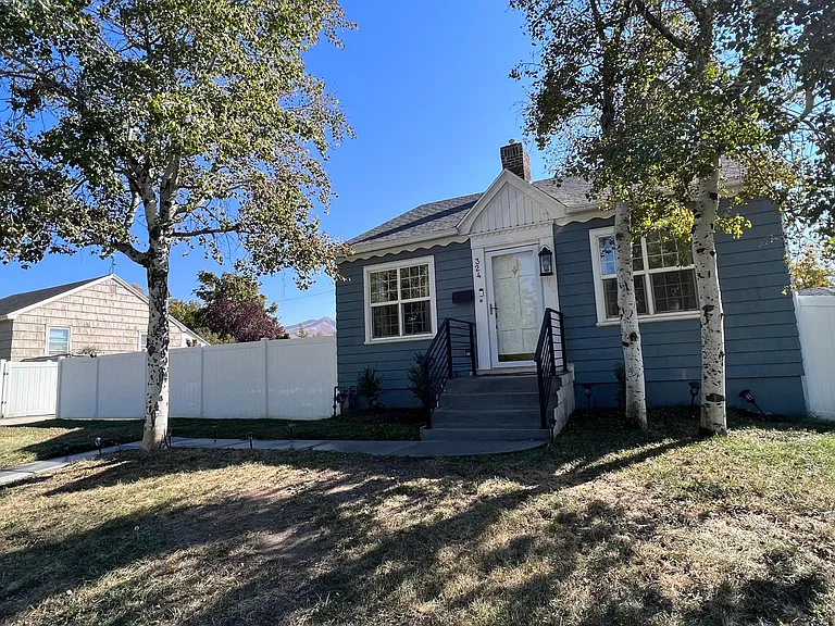 324 E 100 N — Photo 50
