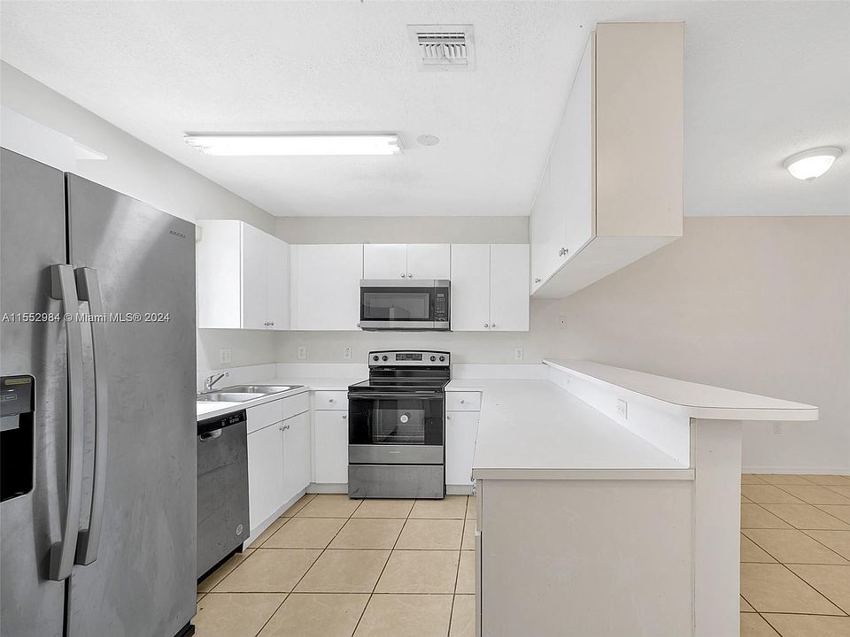 1st image of 2314 Johnson St APT 17C
