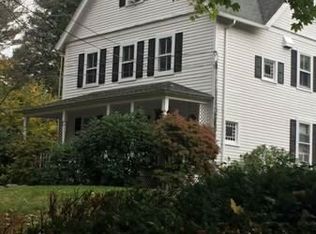 110 Valley Rd #3, Katonah, NY 10536