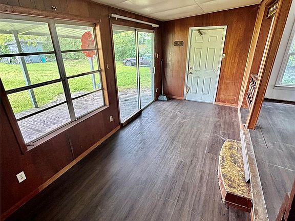 5th image of 5603 Apgar St
