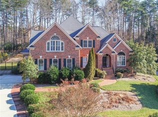 2106 Rockglen Ln, Greensboro, NC 27410