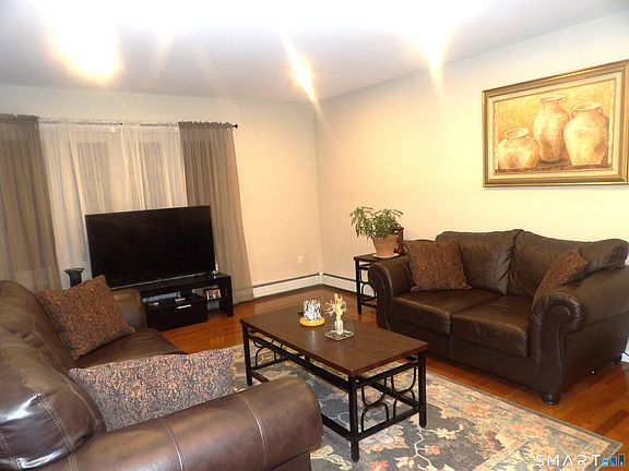 3rd image of 91 East Morningside Street